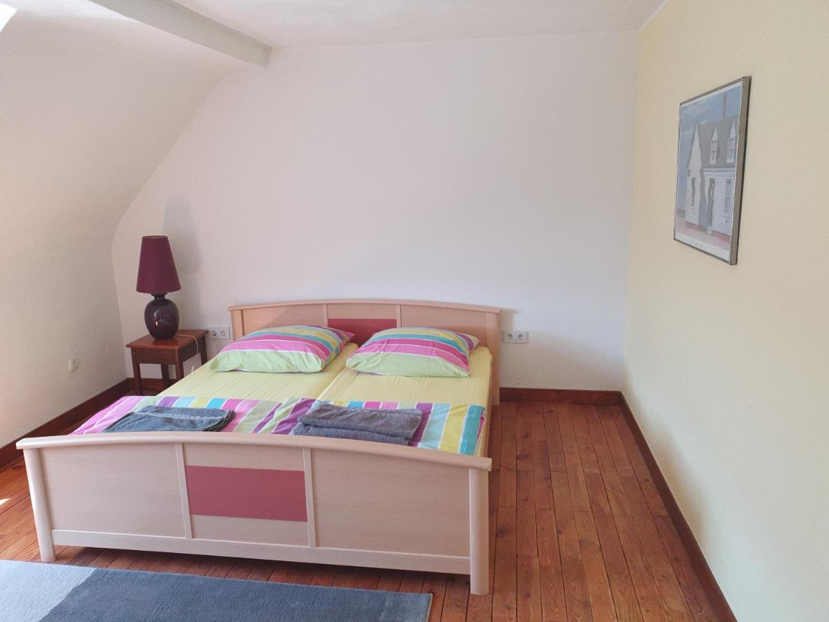 Ferienwohnung Pascale Меттлах Екстер'єр фото